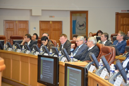 Организацию закупа, переработки дикоросов и развития Байкальской природной территории обсудил Общественный Совет при ЗС